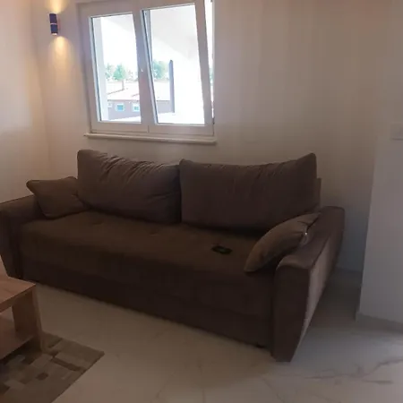 Apartment Apartman Petra *